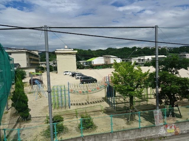 岡山市立横井小学校
