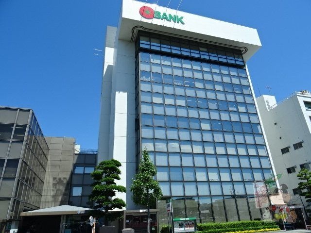 写真：トマト銀行本店