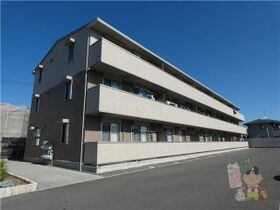 エストレーラの外観