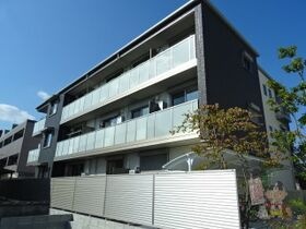クレストヴェールⅦの外観