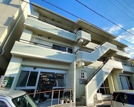 第2川本ビルの外観
