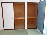 和室収納(東側)