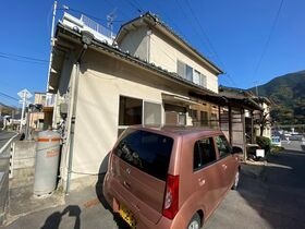 新谷アパートの外観