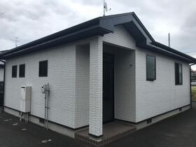 S アンソレイエの外観