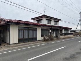 西根西壇原貸家の外観
