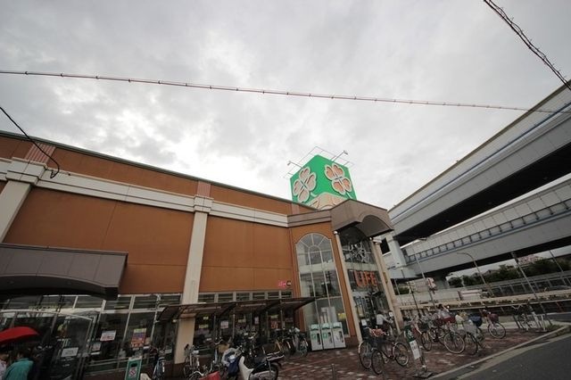 ライフ武庫川店