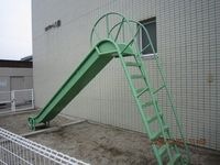 すべり台