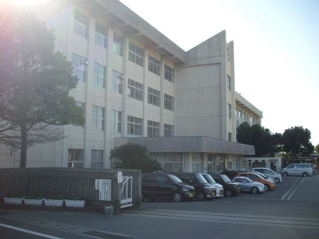 新居浜市立船木小学校