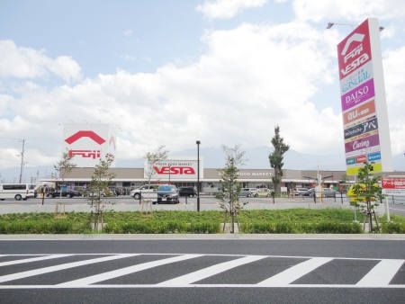 フジ新居浜駅前店