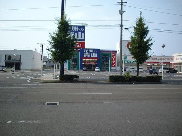 ユニクロフォレオにいはま店