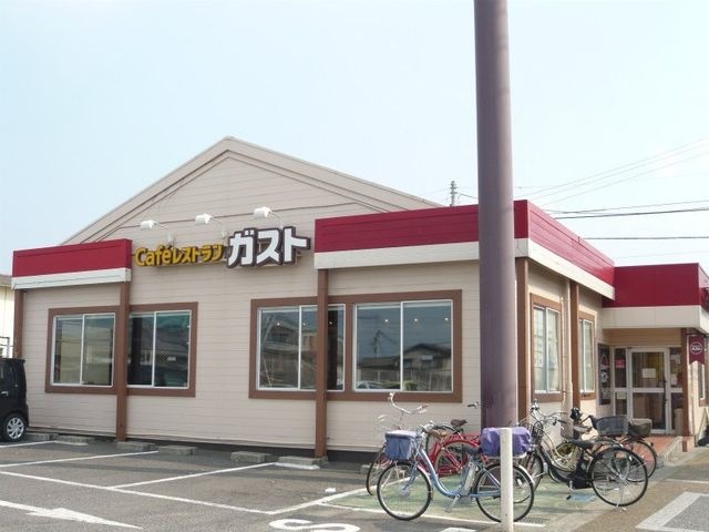 ガスト新居浜店
