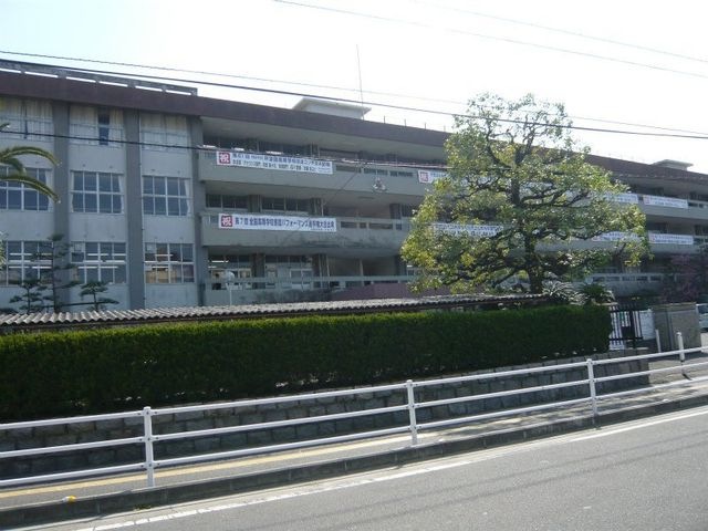 愛媛県立新居浜西高校