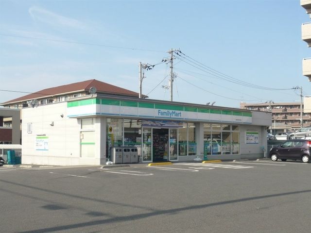 ファミリーマート新居浜坂井町店