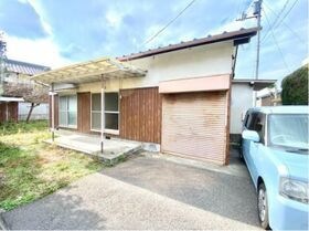 下泉一丁目貸家の外観