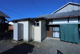 新須賀町2丁目貸家の外観