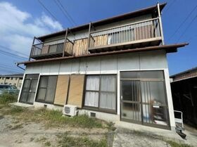 高木町貸家の外観