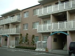 写真:観音寺市出作町の外観