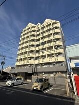 グランピア鍋島の外観