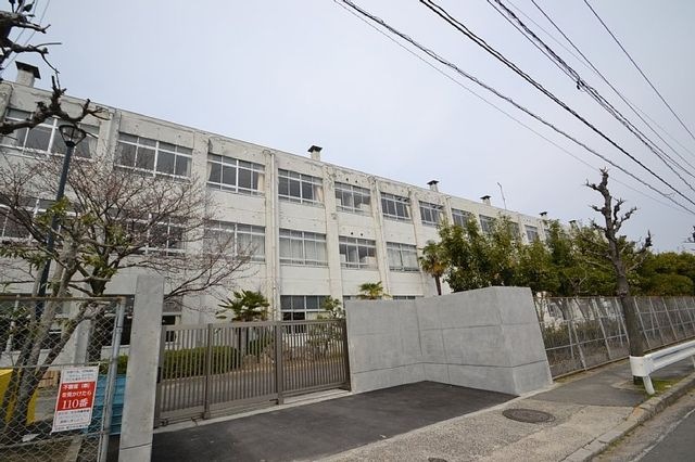 広島市立安西小学校