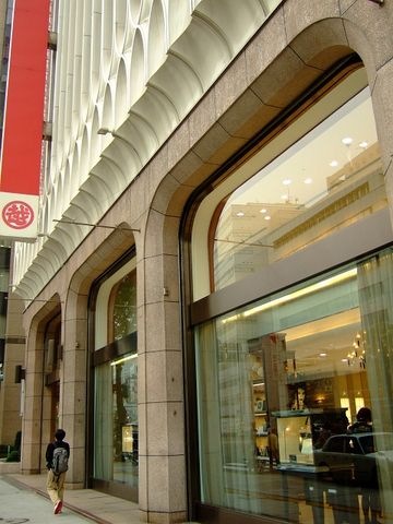 三越広島店