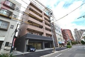 シャト-・ドゥ・オムネスの外観