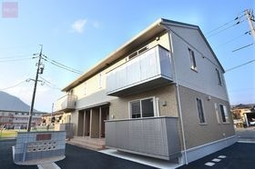 フローラル清水 A棟の外観