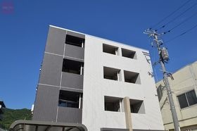 広島市東区戸坂中町の外観