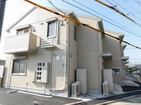 レジェンド口田南の外観