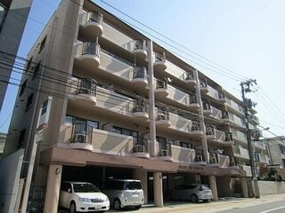 写真：広島市中区上幟町の外観