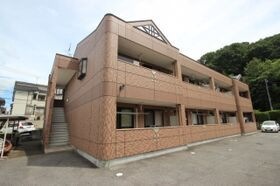 広島市東区中山鏡が丘の外観