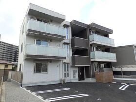 アヴニールの外観