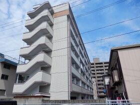 広島市佐伯区五日市駅前1丁目の外観