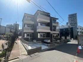 ルミナスカニヤの外観