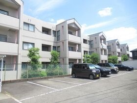 シャングリラ鮎川の外観
