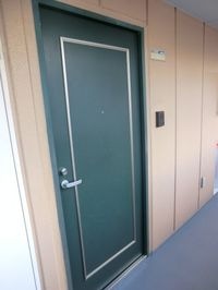 玄関ドア