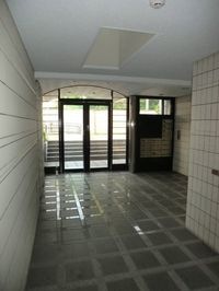 エントランス内