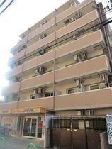 エクサンプロヴァンス　　の外観