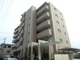 セリーゼウエストの外観