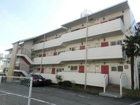 山本マンション　の外観