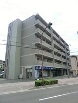 クレール南茨木の外観