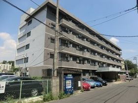 イーズ南春日丘の外観