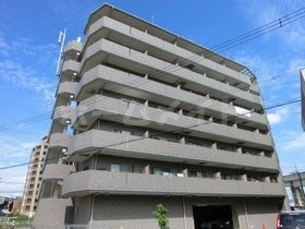 ネオパレス南茨木の外観