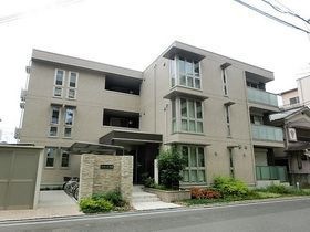 ファミール大池の外観
