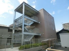 メープルスクエア心斎橋の外観
