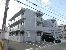グランドール山口の外観