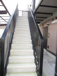 共用階段