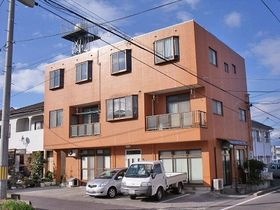 クライム開成の外観