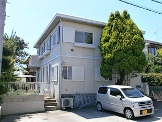 写真：志染町青山貸家の外観