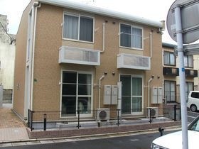 レオパレス飯塚2の外観