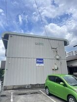 センダハイツの外観